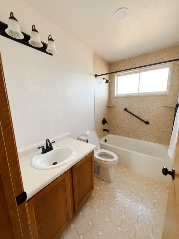 Top Bathroom Remodeling Companies in Oakhurst, CA